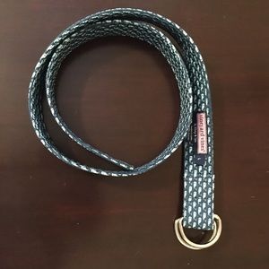 Vineyard Vines women’s cloth belt